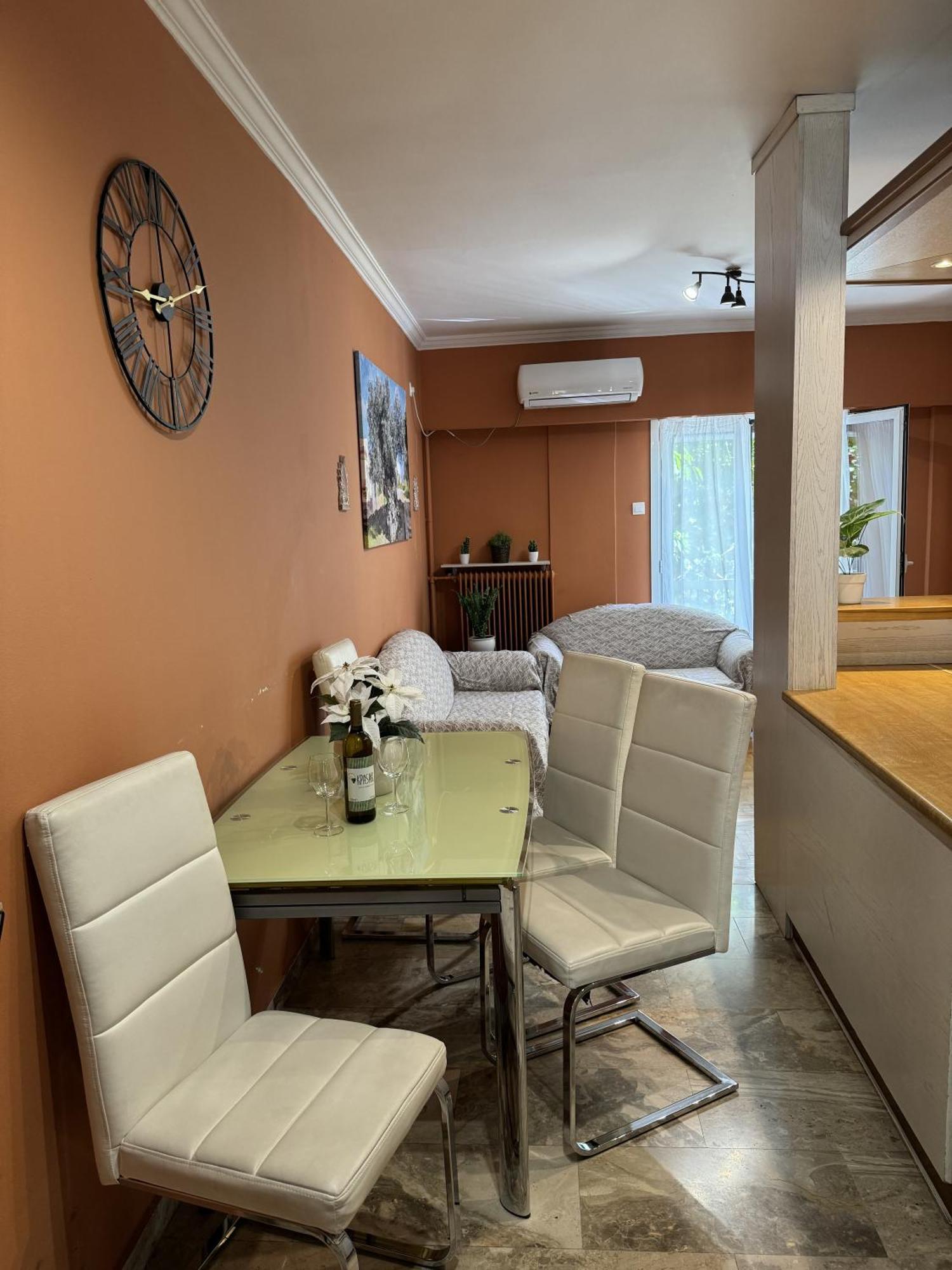 Cozy Apt Next To Acropolis Атина Екстериор снимка