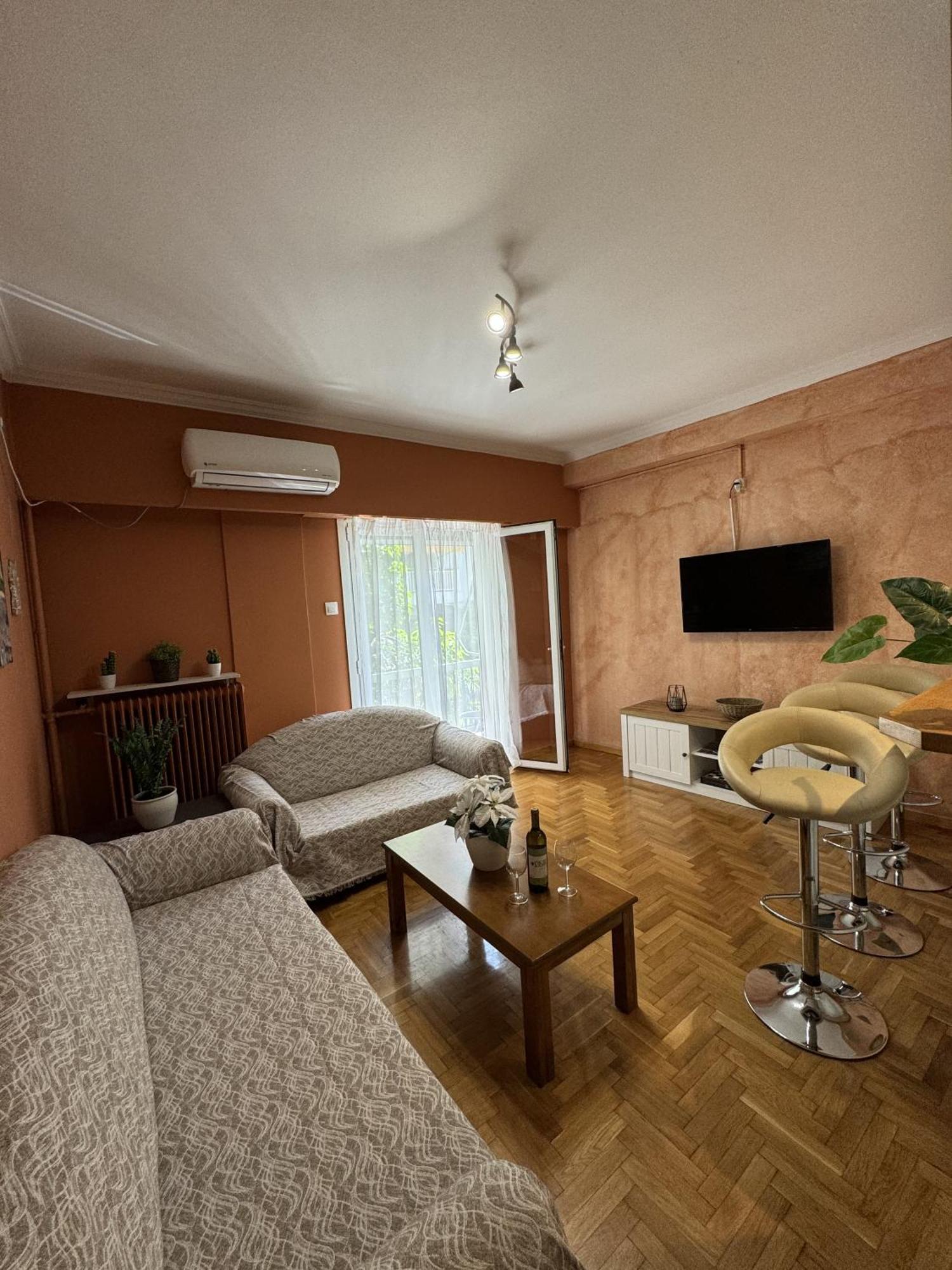 Cozy Apt Next To Acropolis Атина Екстериор снимка
